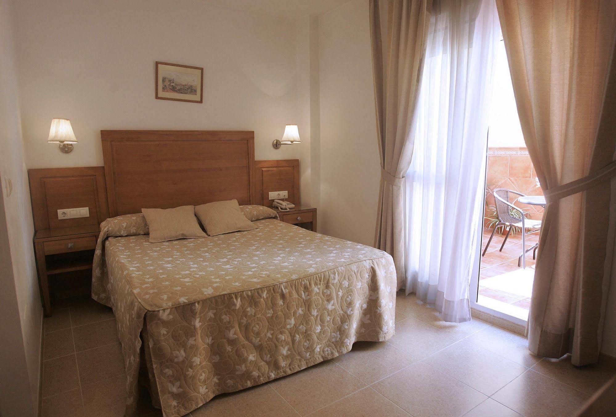 Hotel Goartin Malaga Ngoại thất bức ảnh