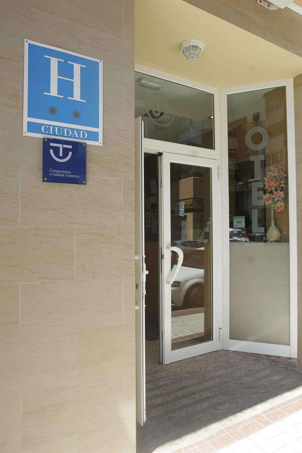 Hotel Goartin Malaga Ngoại thất bức ảnh